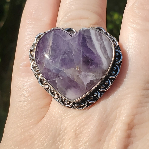 New Unique Heart Shaped Chevron Amethyst 925 Silver Statement Ring. - Picture 11 of 16
